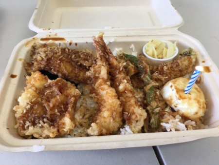 ワイキキ横丁