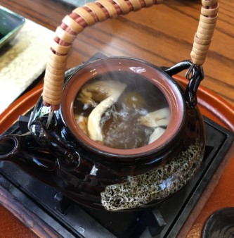 ハワイで「松茸の土瓶蒸し」