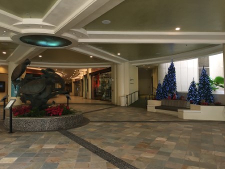 ハワイ シェラトンワイキキのクリスマス・デコレーション