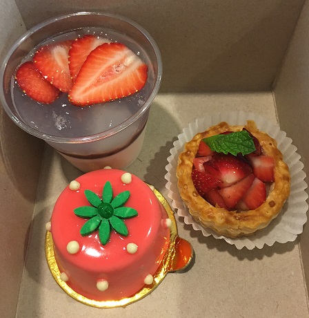 ハワイ 「kulu kulu」の6月のケーキは「いちごフェア」