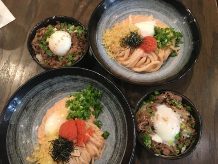 ハワイ 「つるとんたん」ランチスペシャル