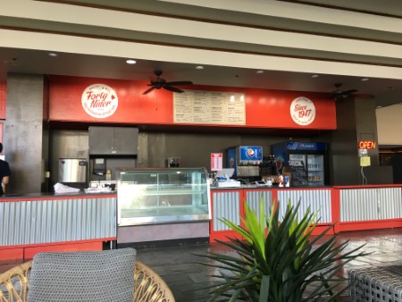 ハワイ 「フォーティ・ナイナー」ワイキキ店オープン!!