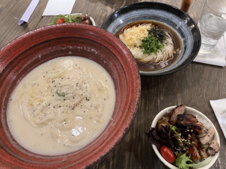 ハワイ　「つるとんたん」のランチスペシャル