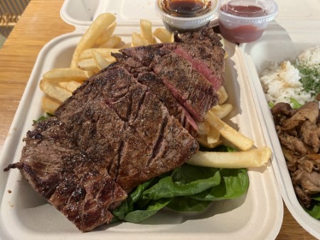 ハワイ　「Meataly Boys」肉の日