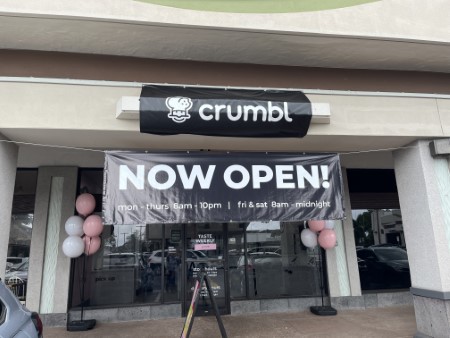 ハワイ 「Crumbl Cookies」