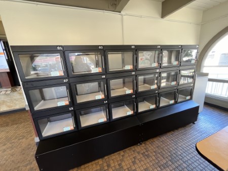 ハワイ 「ZIPPY’S MAKIKI」FOOD LOCKER