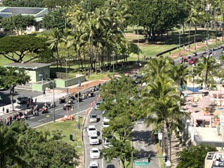 ハワイ　STREET BIKERS UNITED-TOYS FOR TOTS CARAVAN