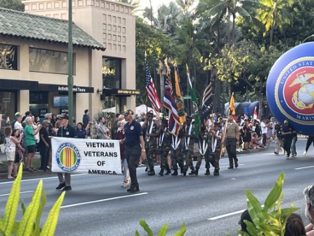 ハワイ　「NATIONAL VIETNAM VETERAN’S DAY PARADE」