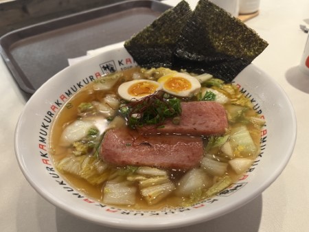 ハワイ　「神座ラーメン」の「スパムラーメン」