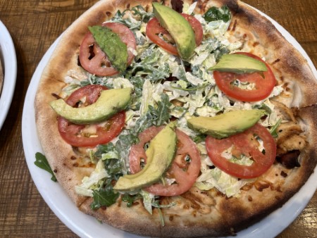 ハワイ　「カリフォルニアピザキッチン」カハラ店