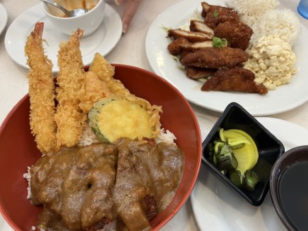 ハワイ 「Zippy’s KAHALA」期間限定メニュー