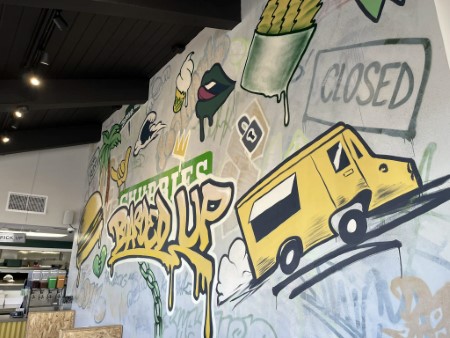ハワイ　「Boarded up by CHUBBIES BURGERS」