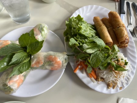 ハワイ　「Super PHO Waialae」