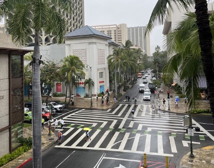 ハワイ 雨の木曜日