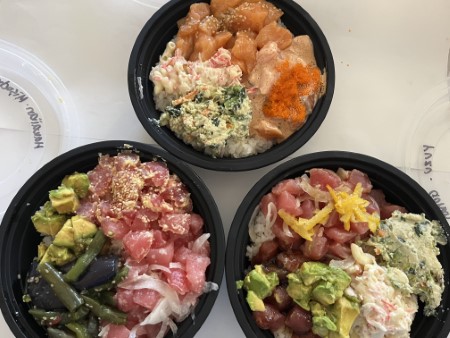 ハワイ　「POKE STAND by SHOKUDO」