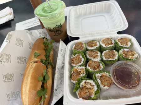 ハワイ　「Rollin Rolls Cafe」