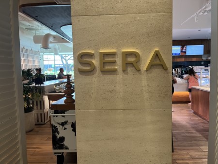 ハワイ　「SERA Restaurant」