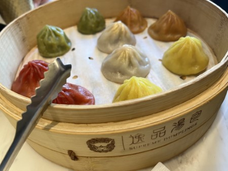 ハワイ　「SUPREME DUMPLINGS」（逸品湯包）