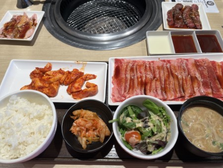 ハワイ 「YAKINIKU LIKE‼」